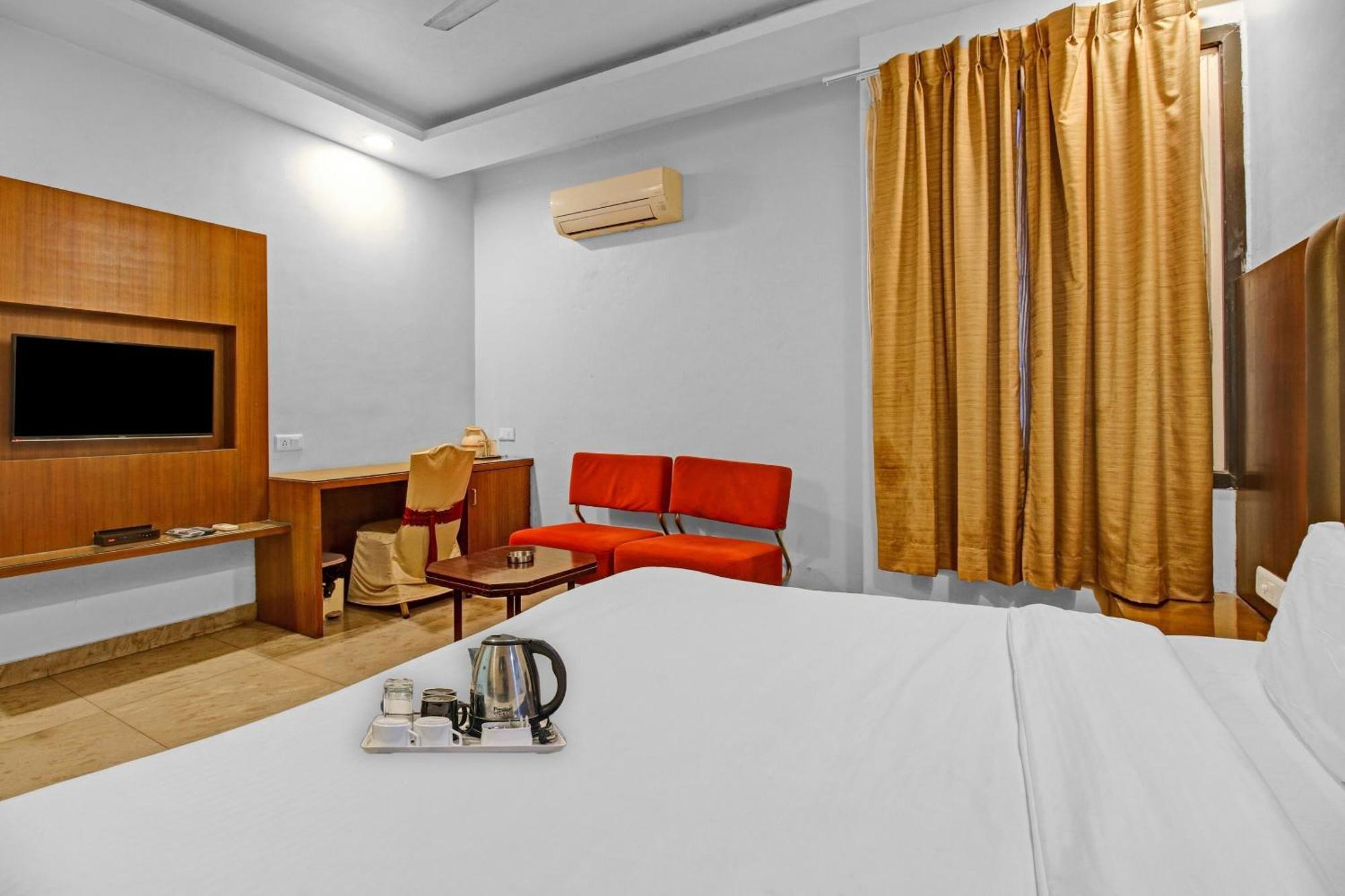 Hotel Collection O Surya Bhópál Exteriér fotografie